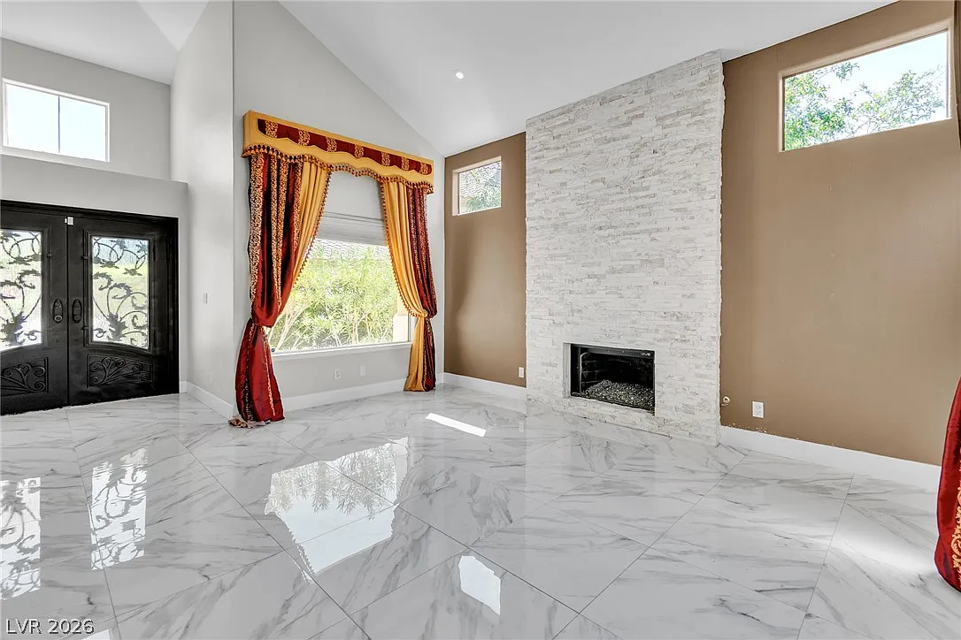 4 bed, 3.0 bath, 2287 sqft, $3,500 — Photo 1