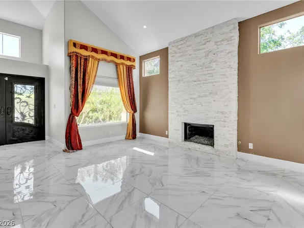 7824 Emerald Harbor Ct, Las Vegas, NV 89128