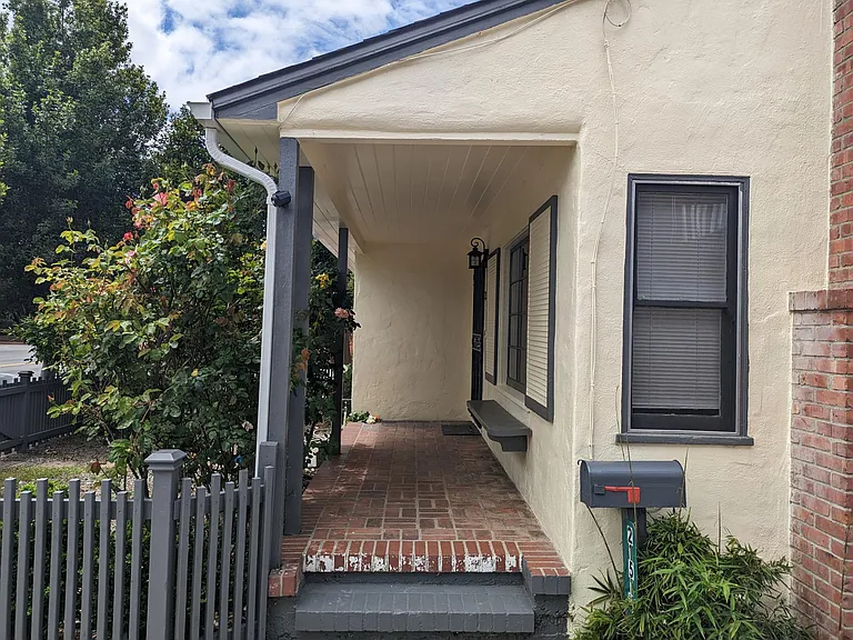 Scott St — Photo 2