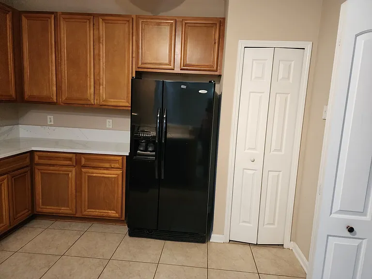 8218 Green Parrot Rd #207 — Photo 5