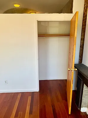 Rented by Sky Management | media 19