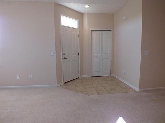 3rd image of 4177 Waterside Pl