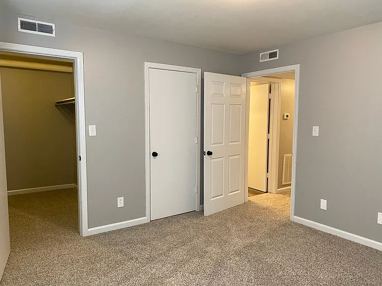 3875 Northeast Dr — Photo 17