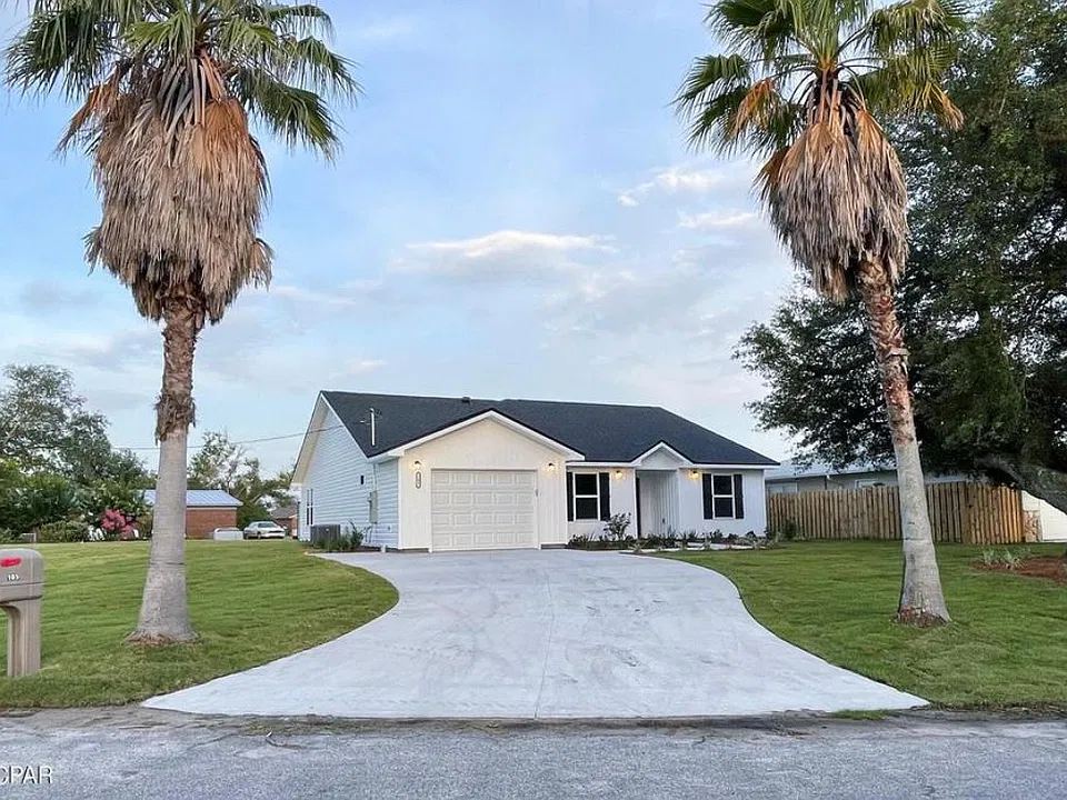 105 Howard Ct