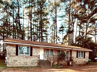 121 Woodale St, Hull, GA 30646
