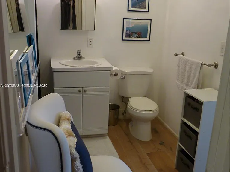 820 Euclid Ave #204 — Photo 12