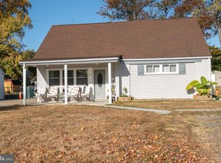 811 Winder Dr, Bristol, PA