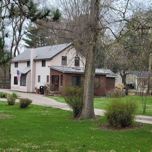 4342 Pleasant Valley Rd, Brighton, MI, 48114
