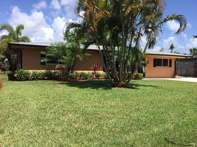 1st image of 19006 SE Mayo Dr