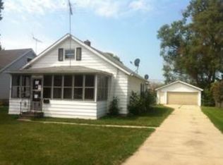 1147 Elliott Ave, Aurora, IL 60505