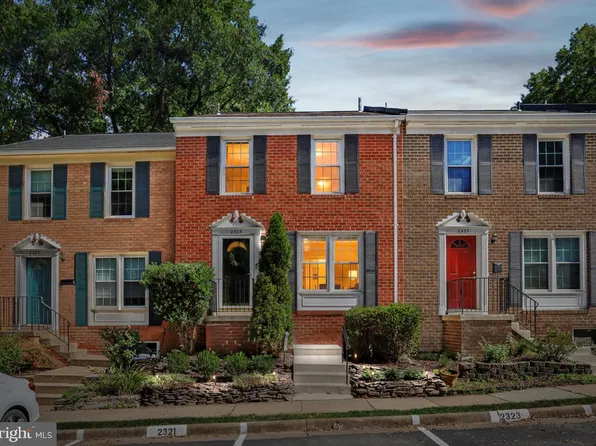2323 Harleyford Ct, Reston, VA 20191