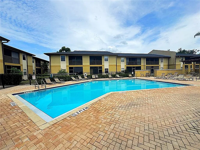 12261 Sailwinds Dr #203 — Photo 27
