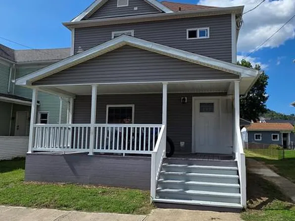 1704 Center Street, Moundsville, WV 26041