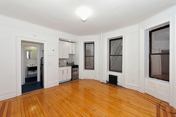 Rented by Aether Property Group | media 15