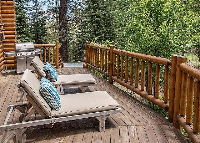 Patio overlooking hot tub.
