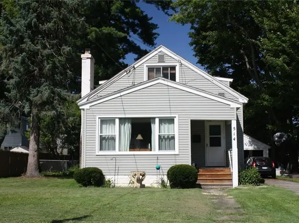 514 3rd St, Liverpool, NY 13088