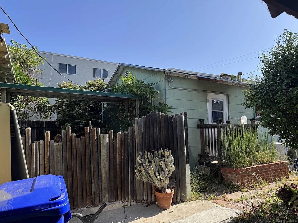 ぶんぶん⭐️ぶん 4457 N Lamon Ave, Chicago, IL 60630 | Redfin