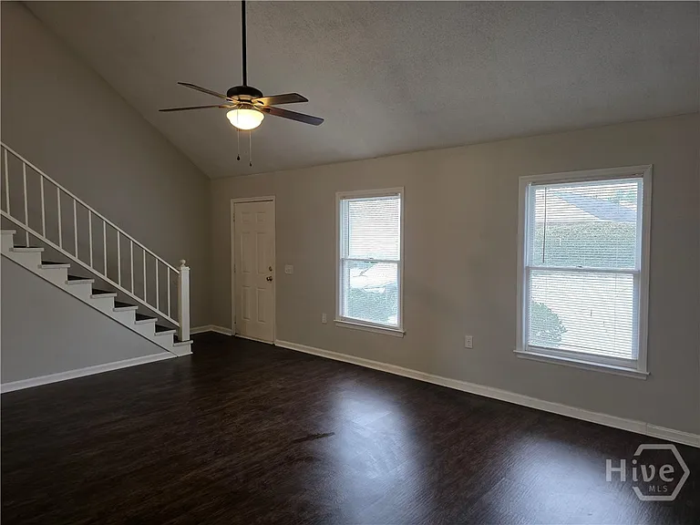 230 Lanier Dr #290 — Photo 3