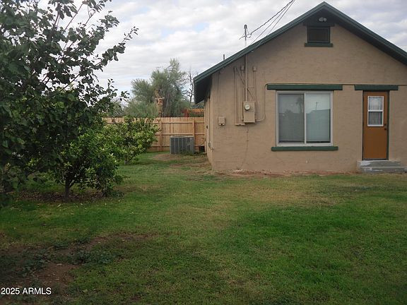 2nd image of 667 W Pinkley Avenue W