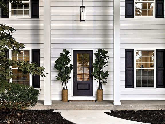 3rd image of 696 Chalfonte Pl NE