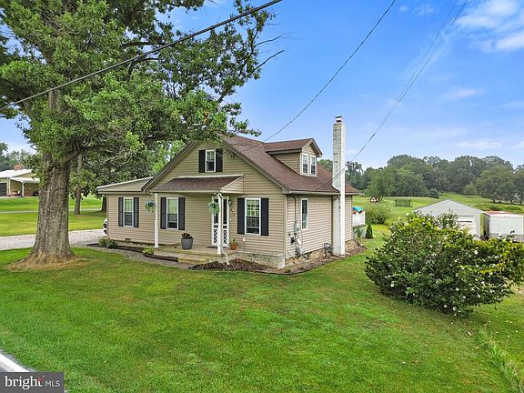 3rd image of 972 Kreutz Creek Rd