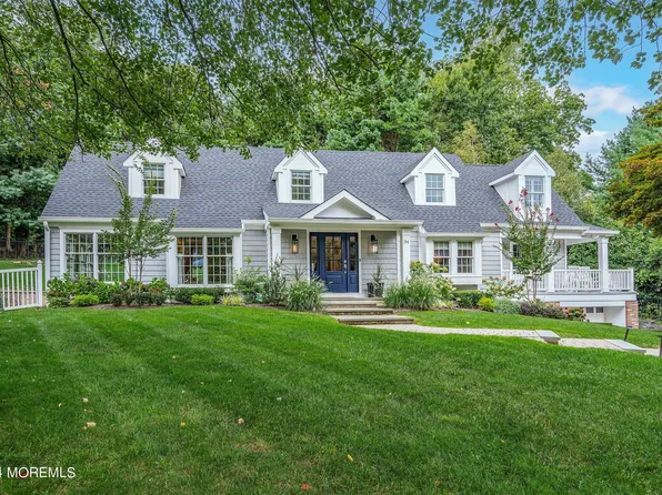 34 Crest Drive, Little Silver, NJ 07739