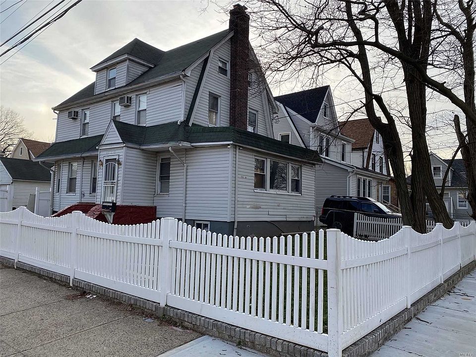 2nd image of 21516 111th Ave