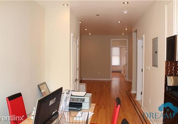 1343127_int_photo8672069