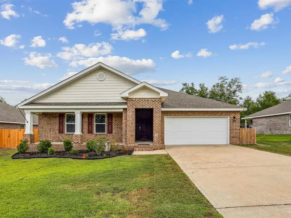 8052 Majestic Cypress Dr, Milton, FL 32583