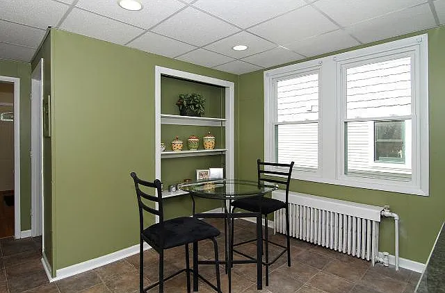 1445 Sherburne Ave — Photo 8