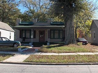 1st image of 203 Dennis St