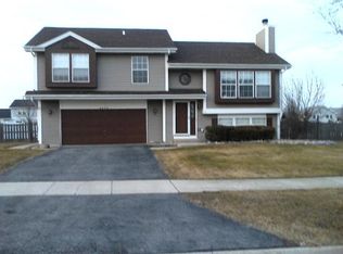 8036 W Farmhouse Rd, Frankfort, IL 60423