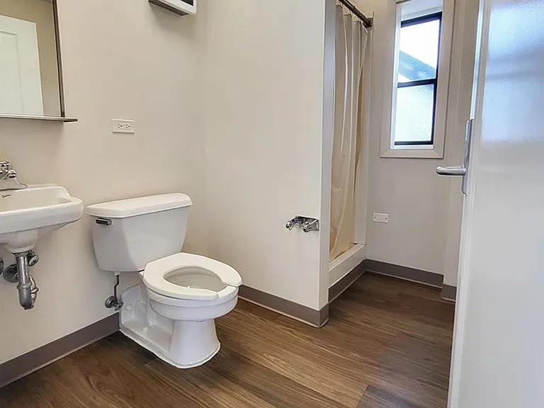 5401 Cornell by 3L Living — Photo 16