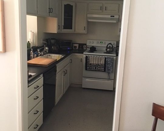 5th image of 2276 S Beverly Glen Blvd Unit 201