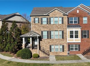 639 Greencrest Ln, Milton, GA 30004