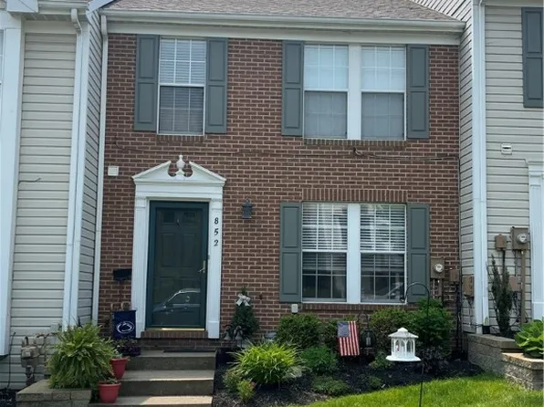 852 Parkridge Ln, Coraopolis, PA 15108