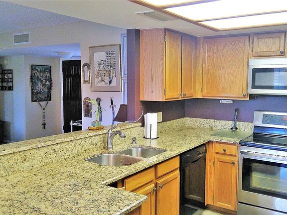 3rd image of 19117 N 98th Dr