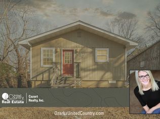 632 N 9th St, Thayer, MO 65791