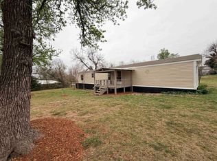 406 Arapahoe Ave, Rush Springs, OK 73082