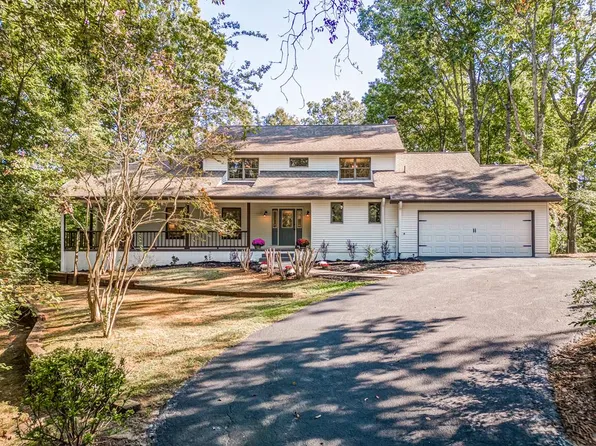 290 Sharptop Ridge Rd, Jasper, GA 30143