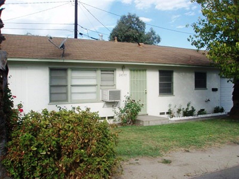 1st image of 24595 Richman Dr