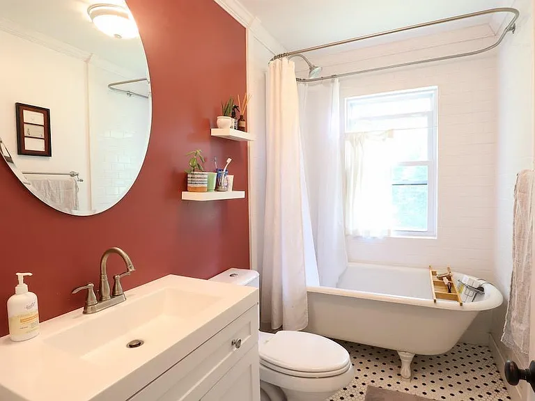7983 Route 7 — Photo 10
