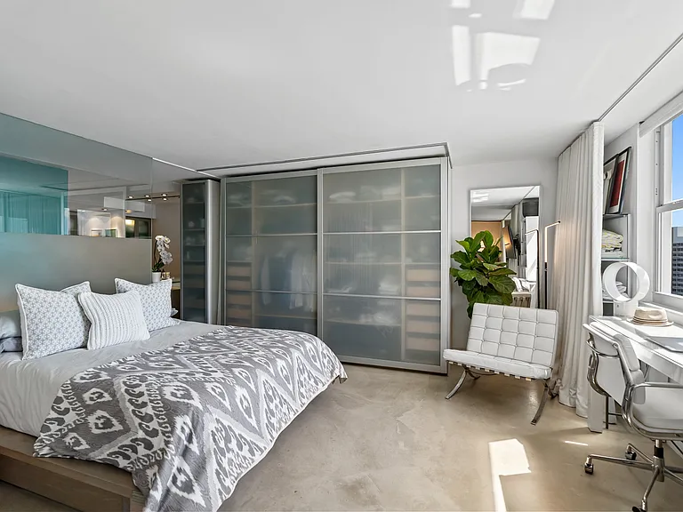 5 Island Ave #15F — Photo 13
