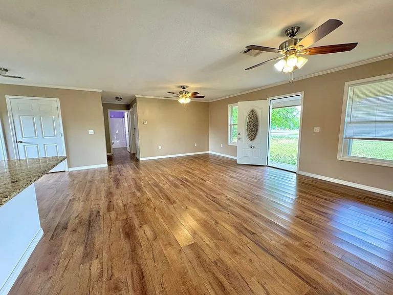 1190 Carnes Rd — Photo 17