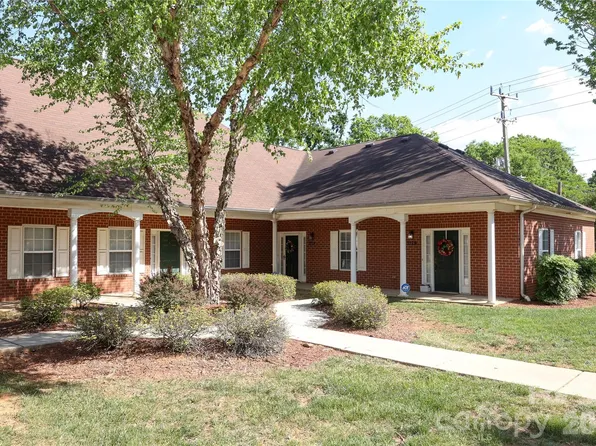 7175 Somerset Springs Dr #E-bld1, Charlotte, NC 28262