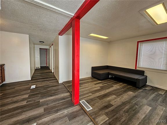 5th image of 324-326 James St