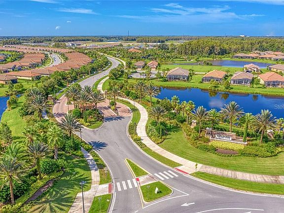 3rd image of 11397 Juglans Dr
