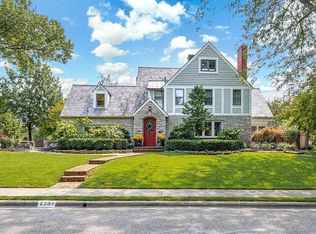 2201 S Parkway Dr, Columbus, OH 43221