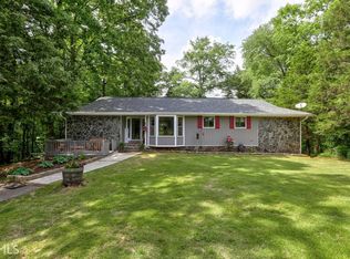 327 Price Rd, Brooks, GA 30205