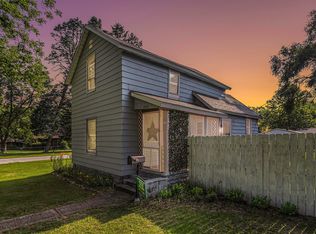 208 King St, Dowagiac, MI 49047